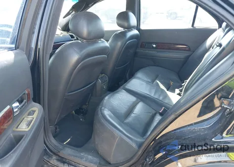 2002 Lincoln Ls V8 Auto z USA, uszkodzony, nr VIN 1LNHM87A52Y676271